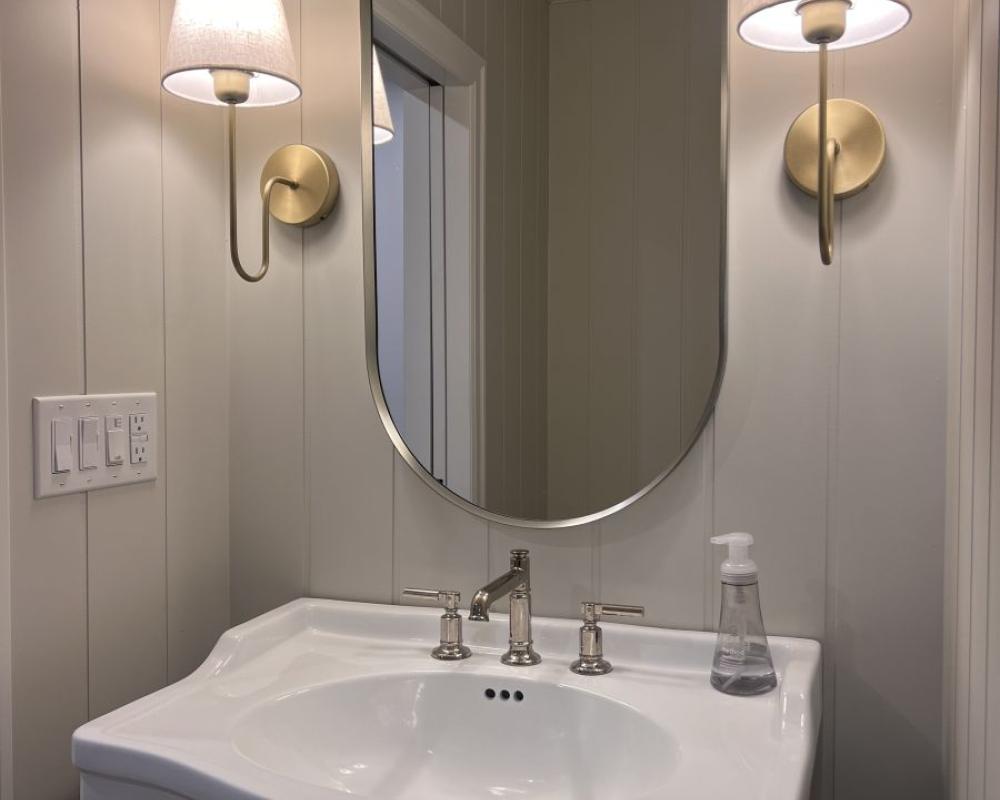 Accent powder room